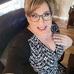 Bobbie043
