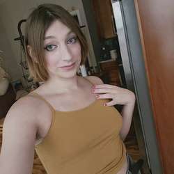 Tanandra930's Chat & Dating Profile